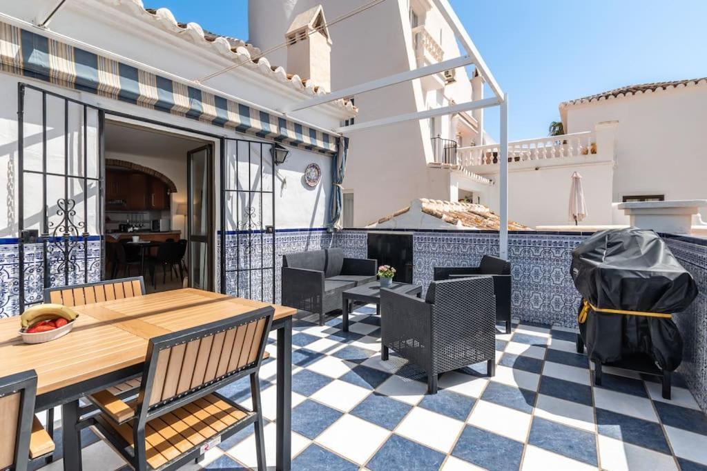 Oasis 16 Apartamento Nerja Exterior foto