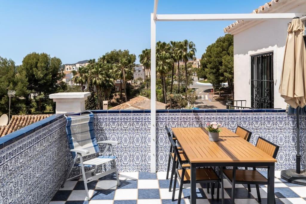 Oasis 16 Apartamento Nerja Exterior foto
